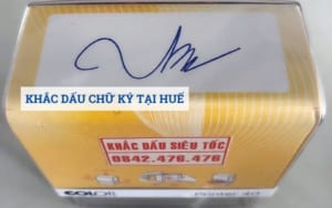 Khắc dấu chữ ký tại Huế