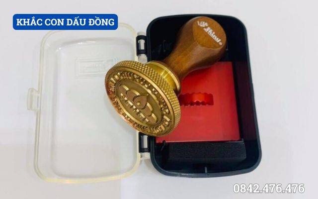 KHẮC CON DẤU ĐỒNG