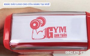KHẮC DẤU LOGO CHO CỬA HÀNG TẠI HUẾ